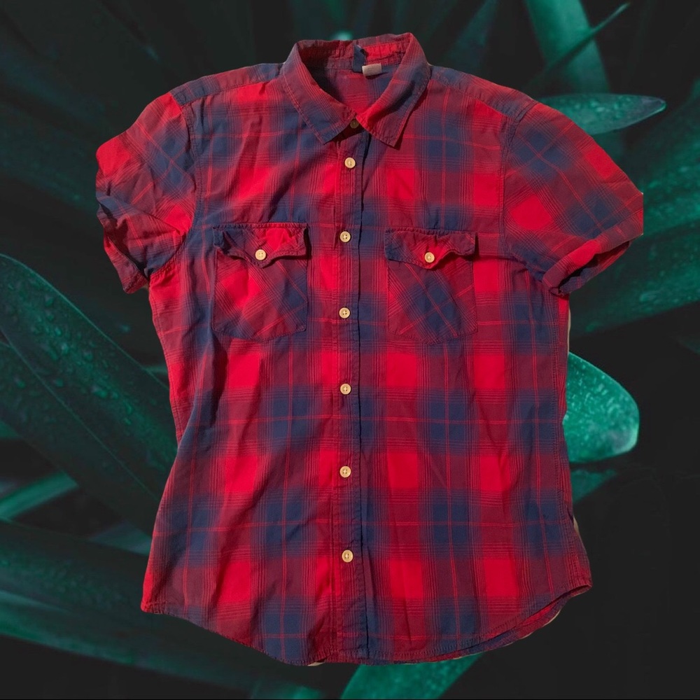 H & M men’s button up.
